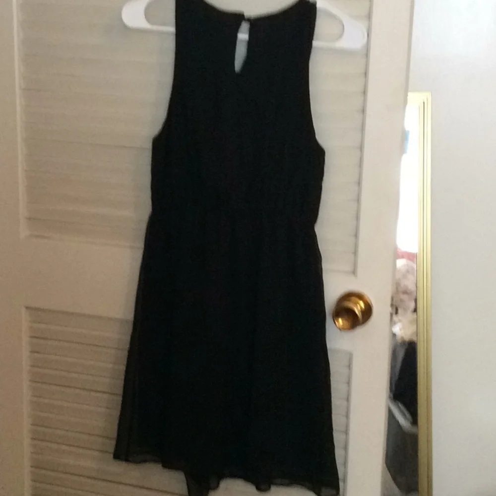 H&M - Picture 2 of 2